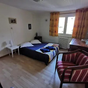 https://le-clos.hotels-rhonealpes.com